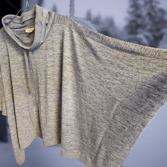 Coldwater Creek Poncho Pullover Top 1X/2X Heather Grey Drawstring Neck Pockets - Picture 4 of 7